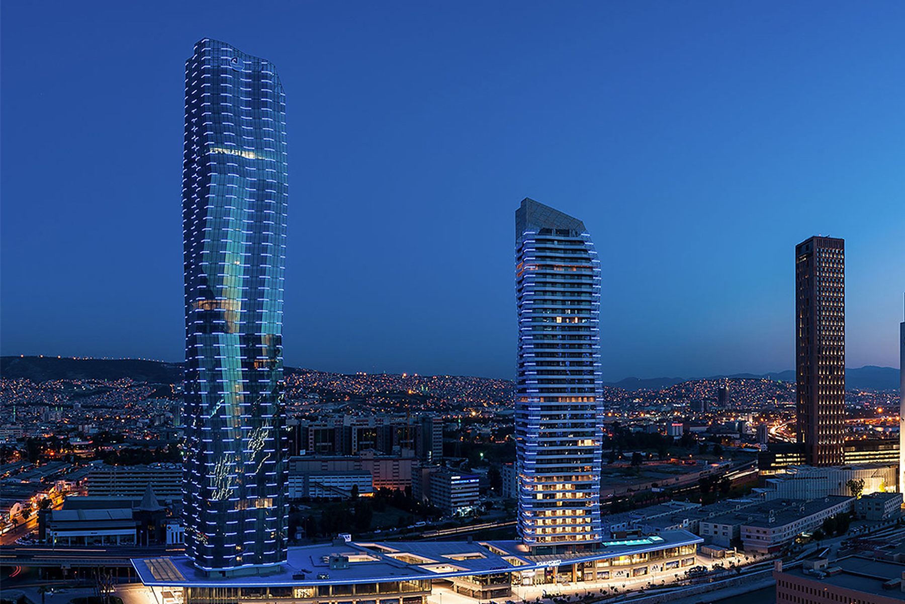 LR-9500 — система навесного фасада