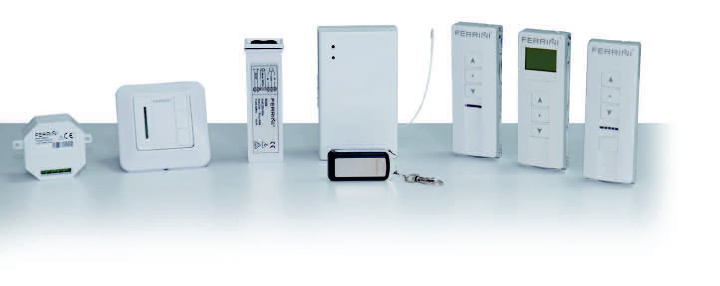 Opciones de control: mando a distancia, interruptor de pared, receptor y módulo domótico